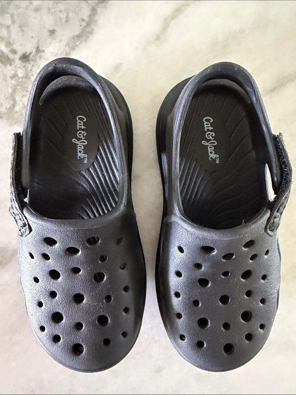 Cat & Jack Kids Black Ventilated Water Clogs